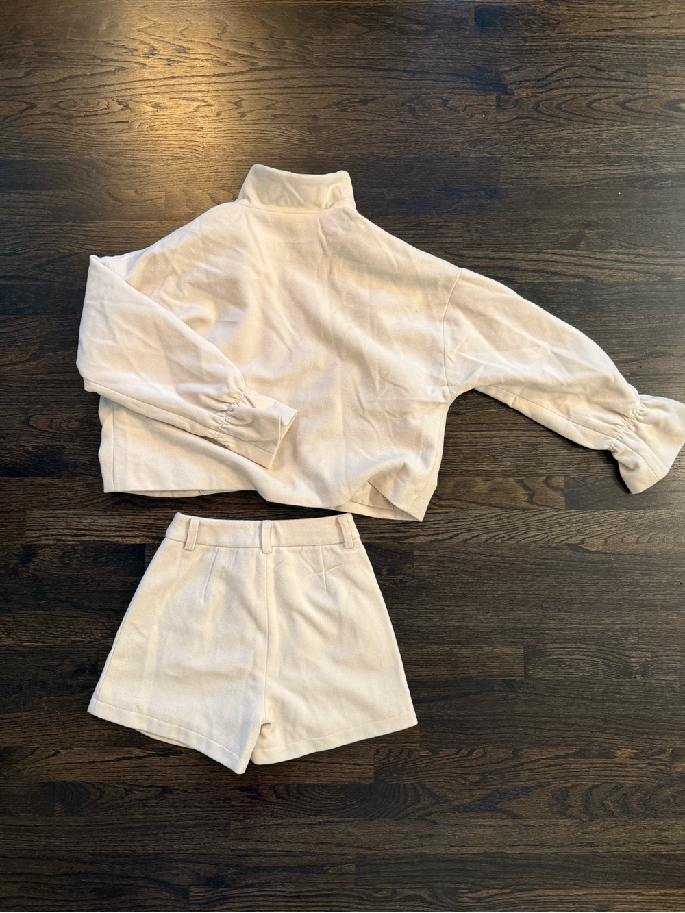 Cream Embroidered Cropped Jacket & Shorts set— Floral & Swan Detail - Picture 7 of 7